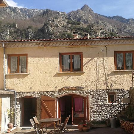 La Cirerole Casteil Exterior foto